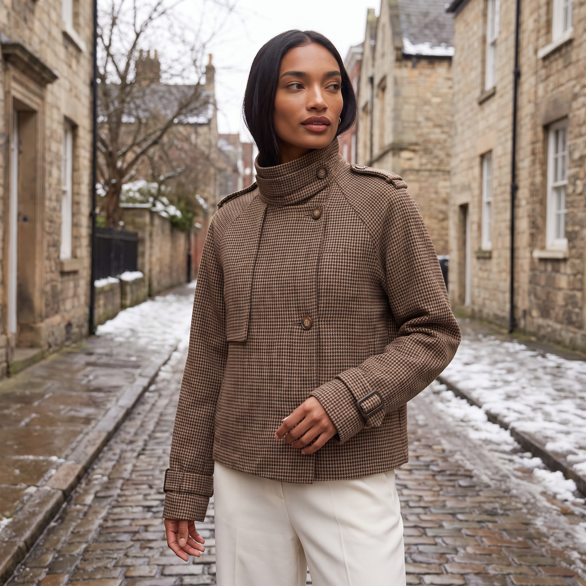 Veste courte à carreaux et col montant — Amielle Paris — vue 2