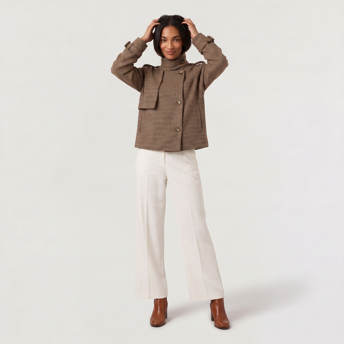Veste courte à carreaux et col montant — Amielle Paris — vue 3