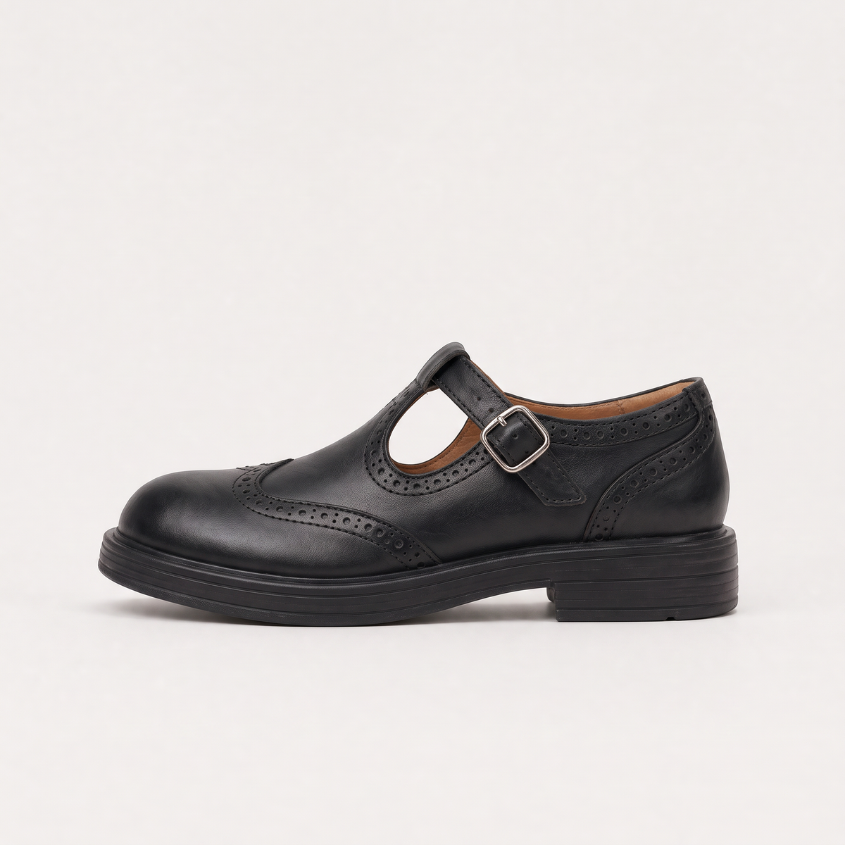 Salomés en cuir à perforations et petit talon bloc — Amielle Paris — vue 6