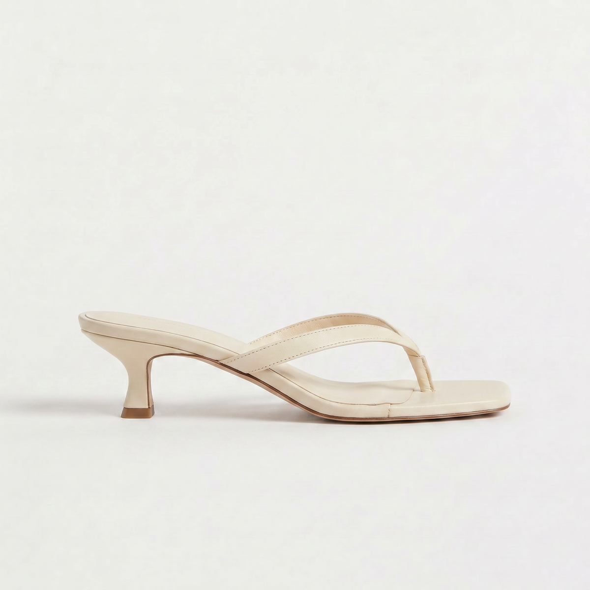 Mules à brides fines, bout carré et petit talon — Amielle Paris — vue 7