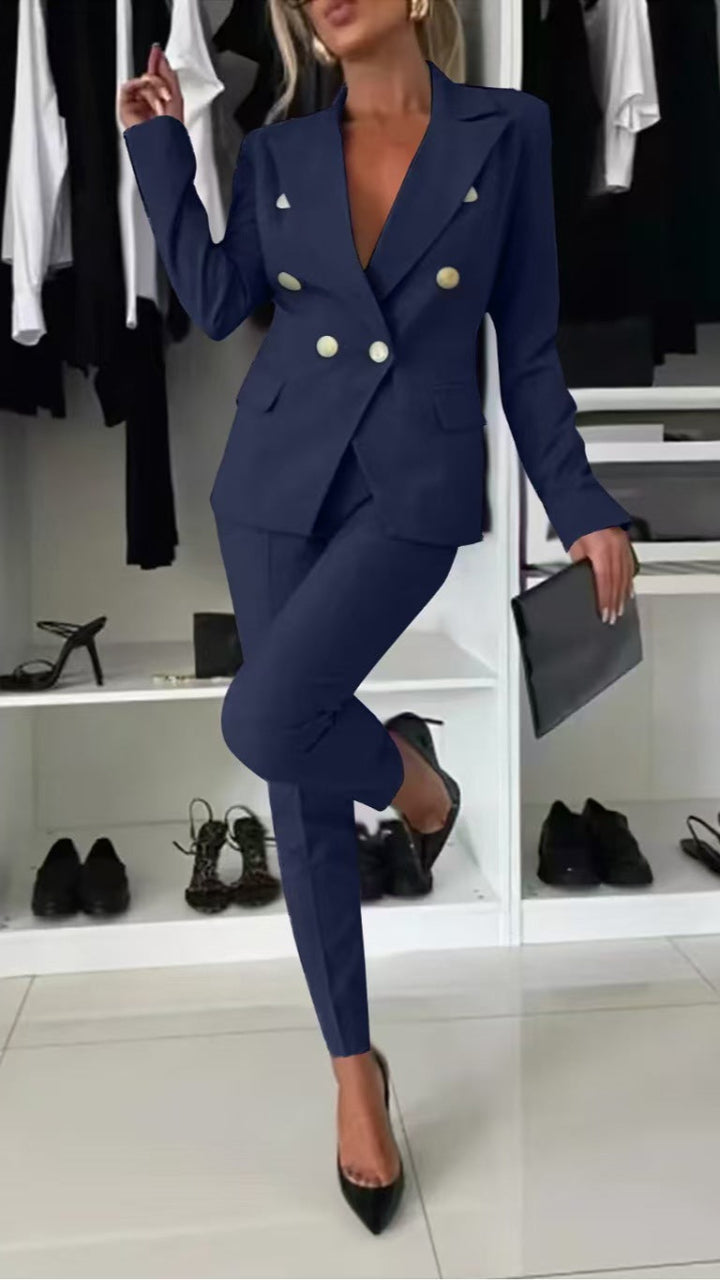 Tailleur à veste croisée et pantalon évasé — Amielle Paris