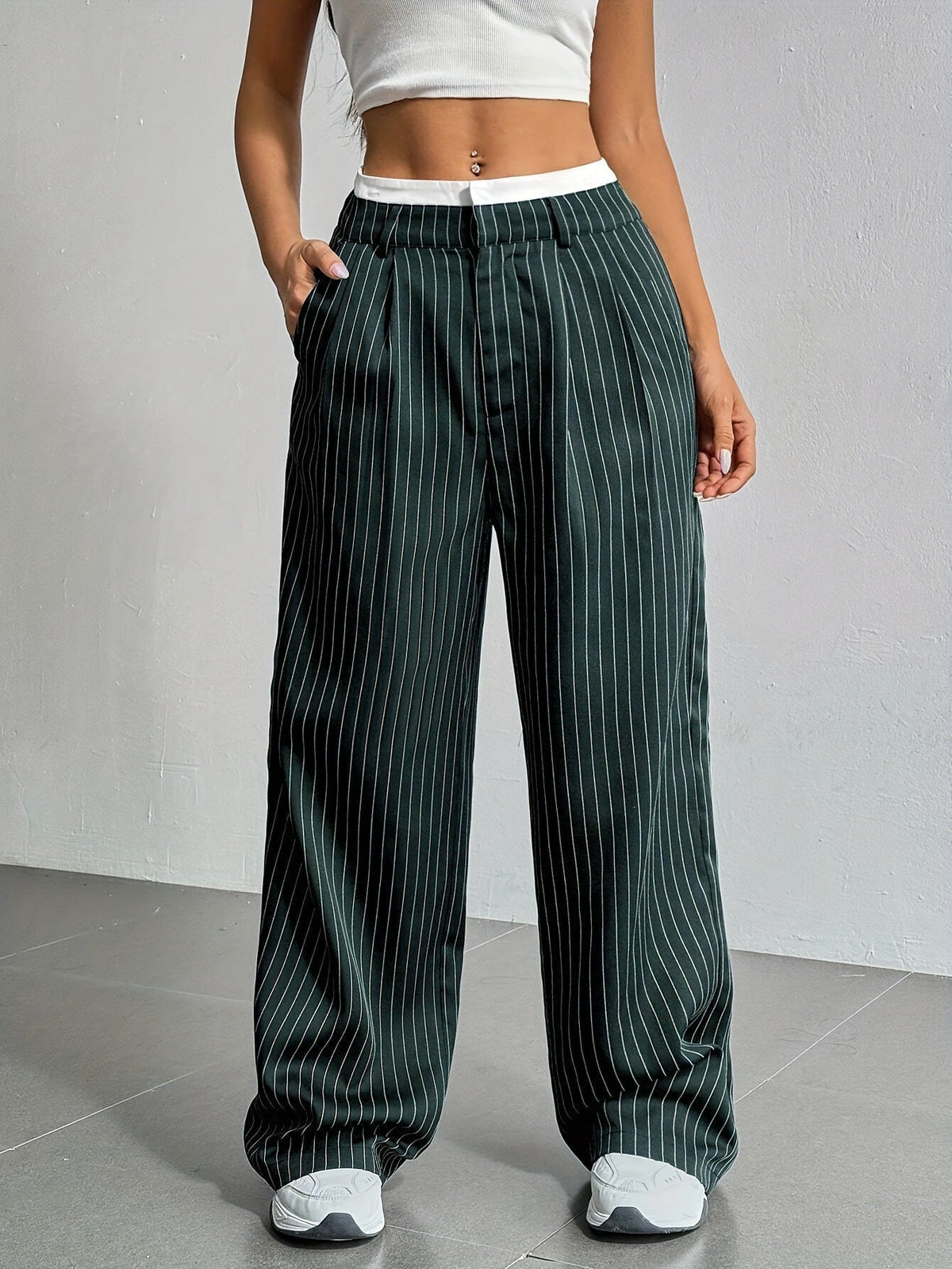 Pantalon large à fines rayures — Amielle Paris