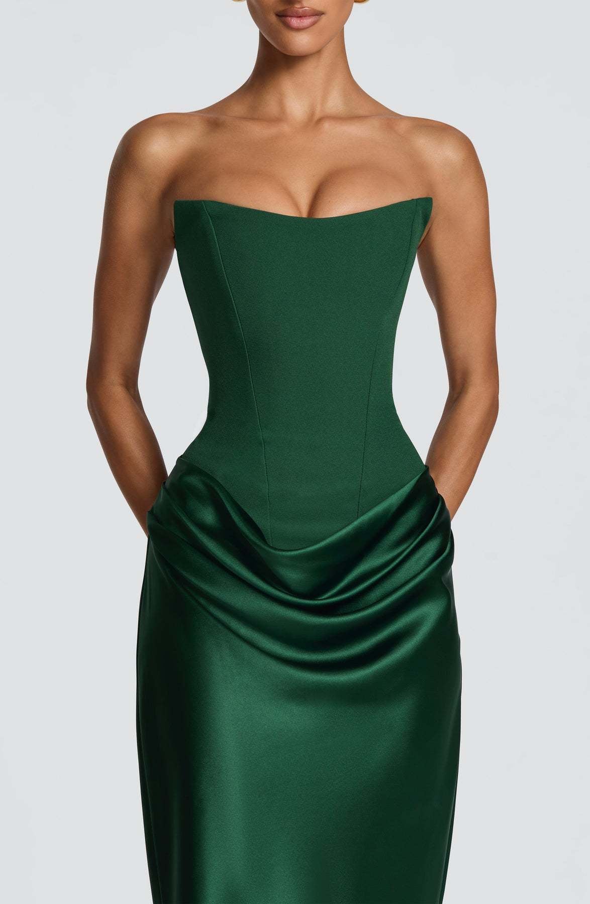 Naëlle — Robe longue bustier satinée et drapée — Amielle Paris