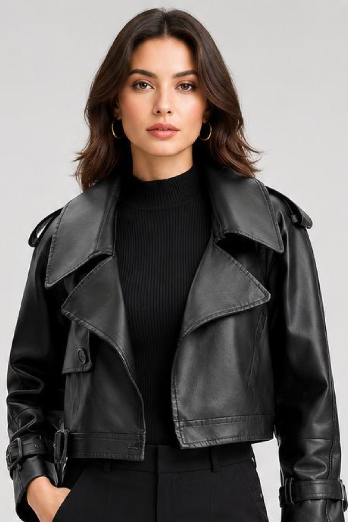 Gaila — Veste courte effet cuir à larges revers — Amielle Paris
