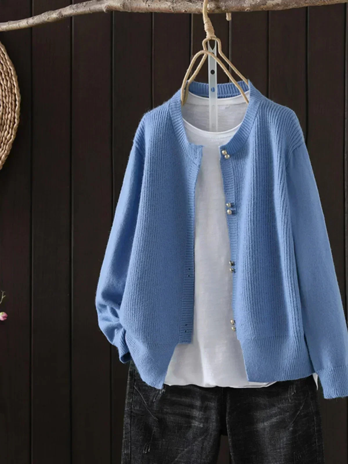 Auri — Cardigan à boutons effet perle — Amielle Paris