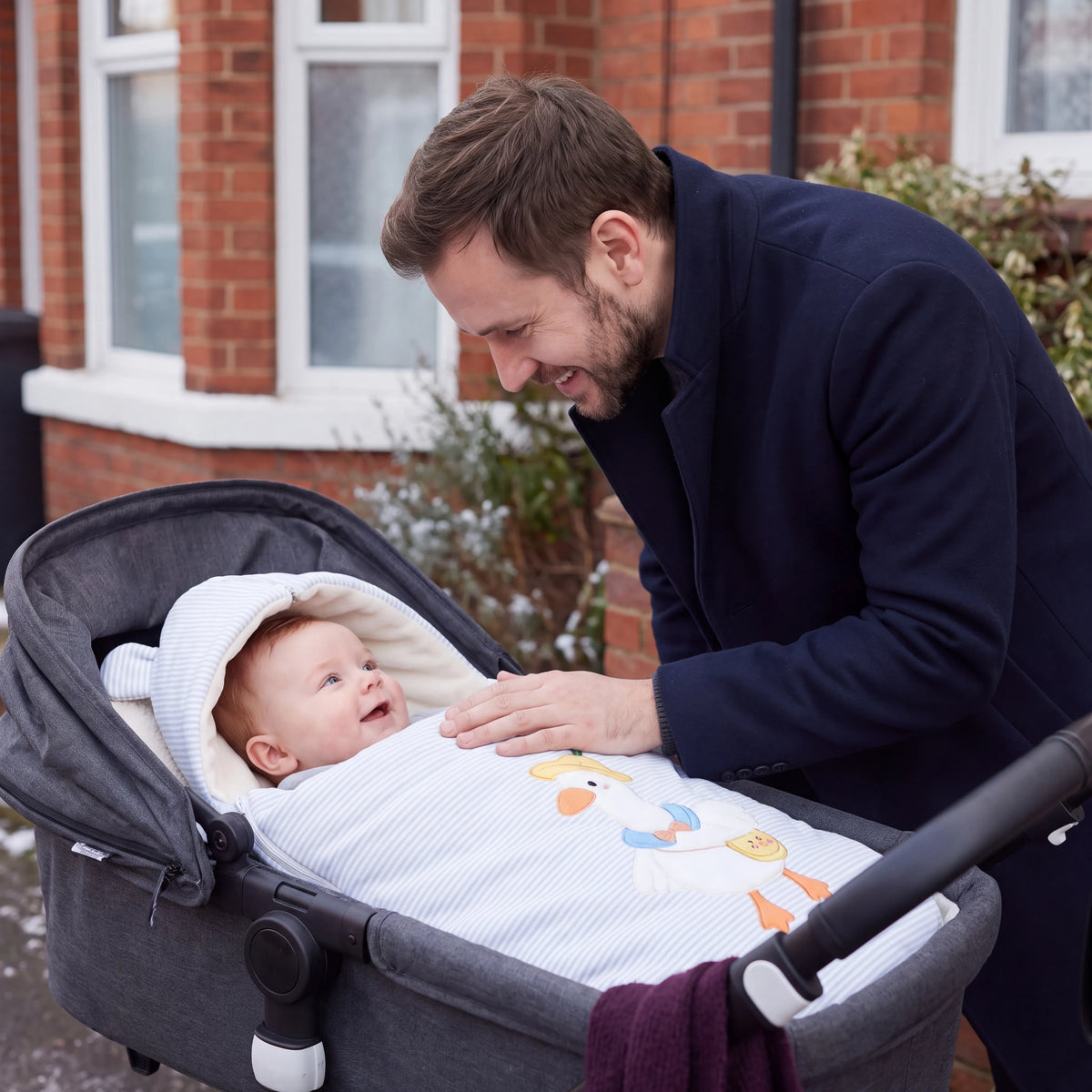 Chancelière bébé à capuche zippée — vue 9