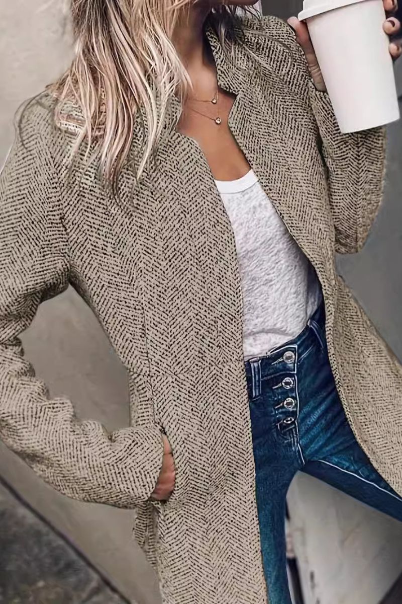 Blazer long ouvert à chevrons — Amielle Paris