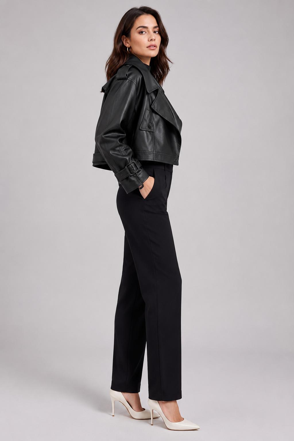 Gaila — Veste courte effet cuir à larges revers — Amielle Paris