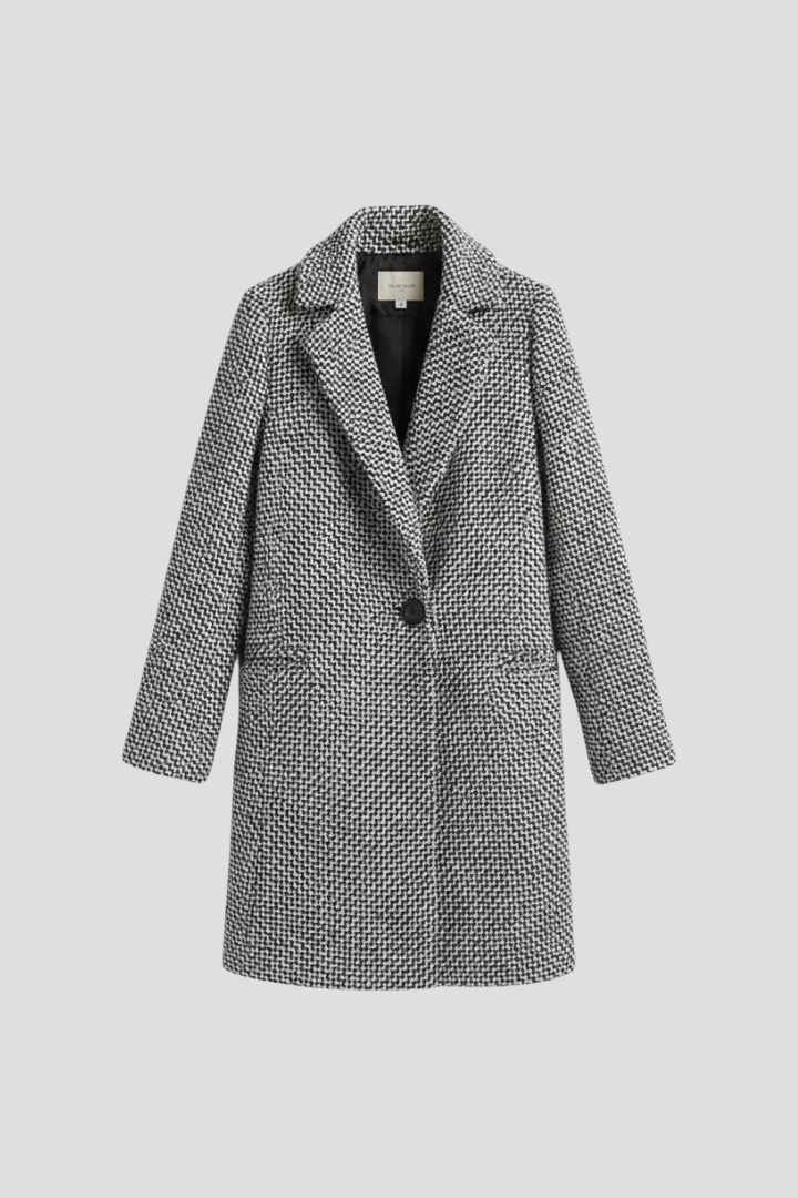 Blazer long à chevrons et bouton unique — Amielle Paris