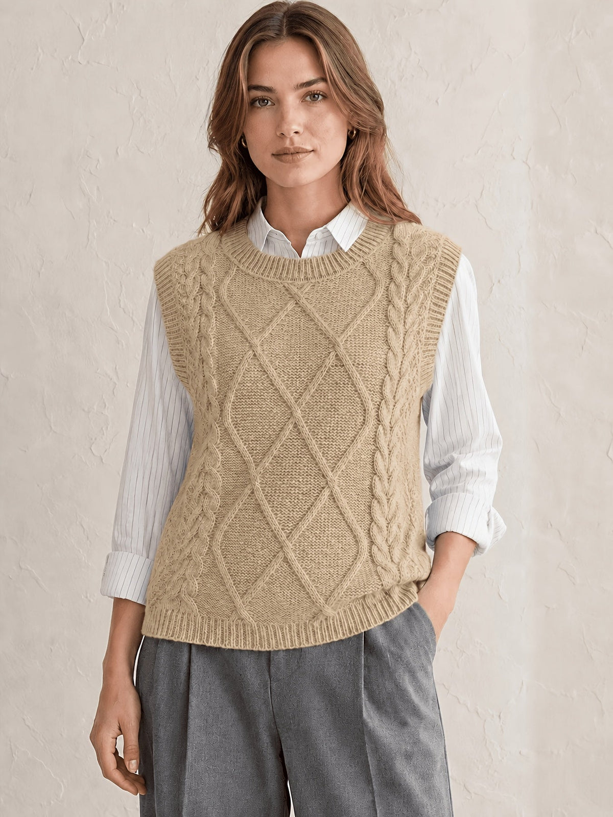 Pull sans manches à torsades en losanges — Amielle Paris