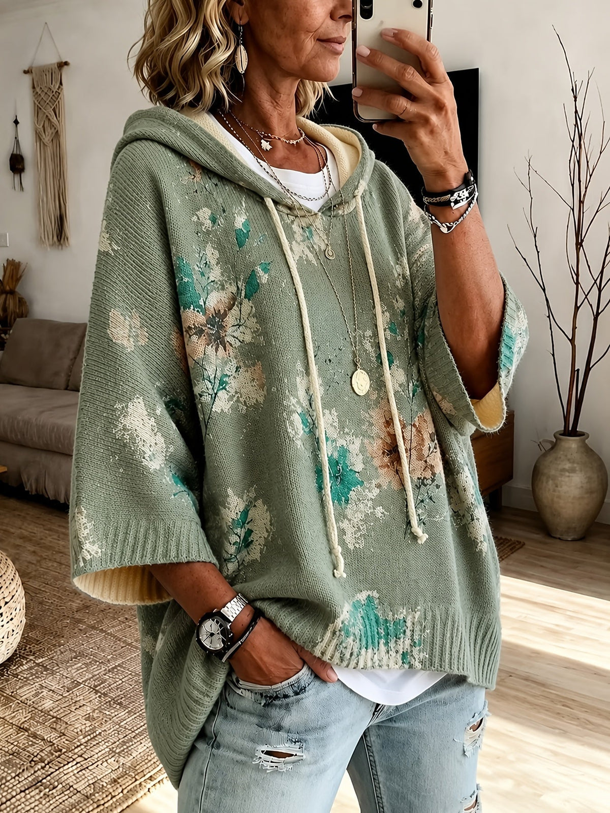 Isadora | Poncho fleuri à capuche — Amielle Paris