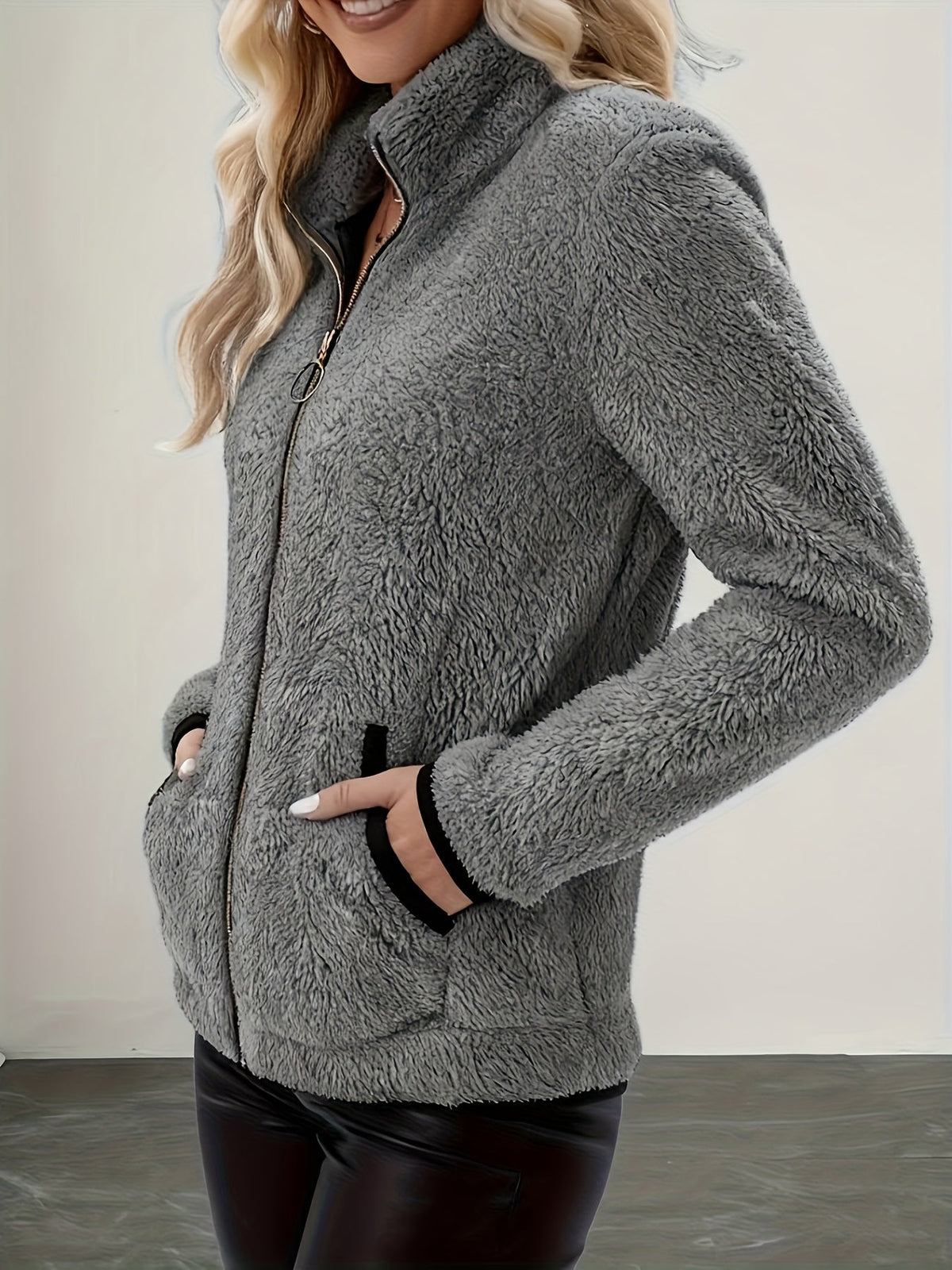 Nathalie | Veste zippée effet peluche — Amielle Paris