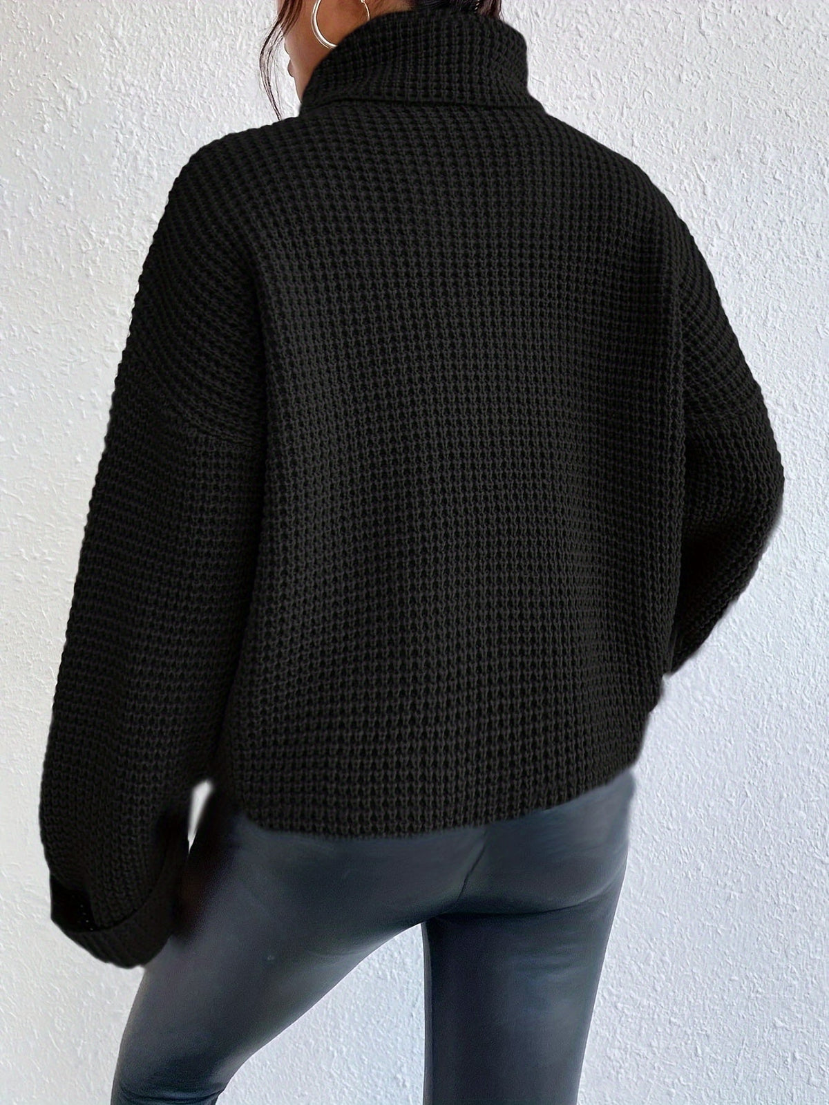 Lucienne | Pull en maille gaufrée à col roulé — Amielle Paris