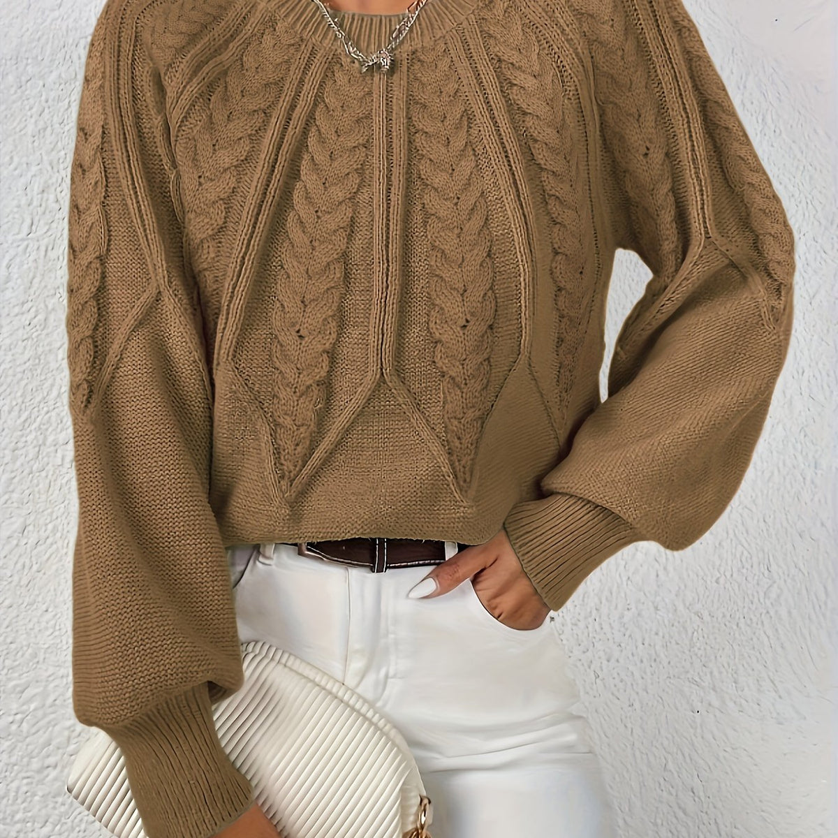 Pull torsadé à col rond Fabienne — Amielle Paris