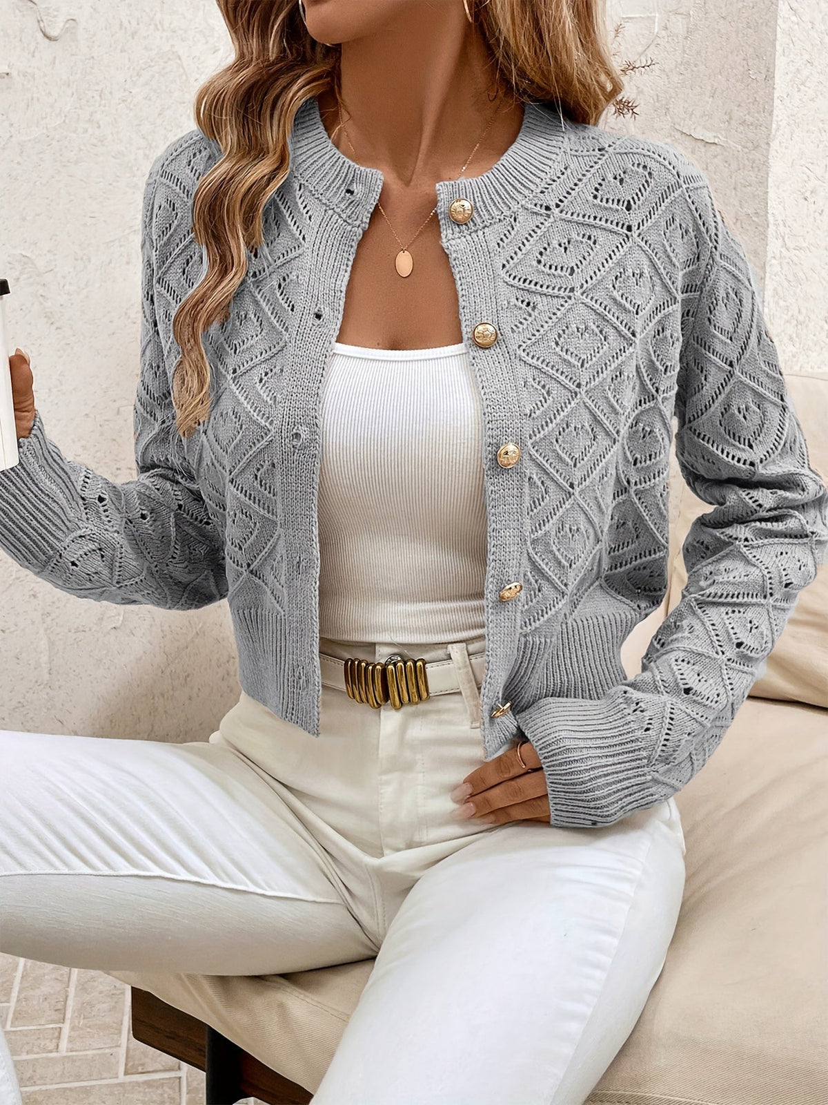 Camille | Gilet en maille à losanges et boutons — Amielle Paris