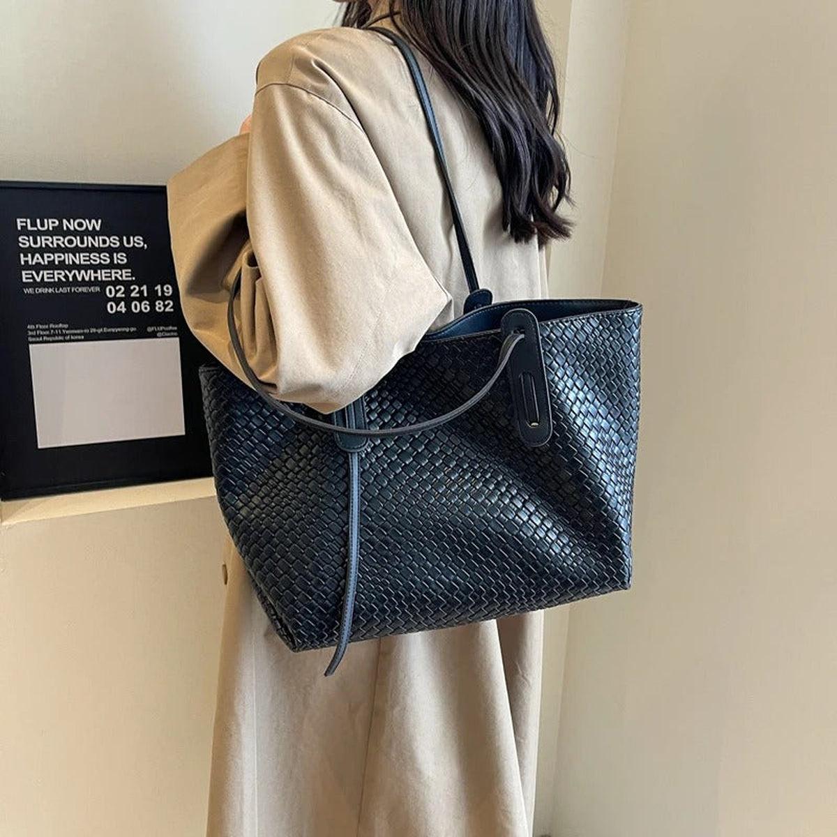 Lora | Sac cabas tressé en cuir vegan