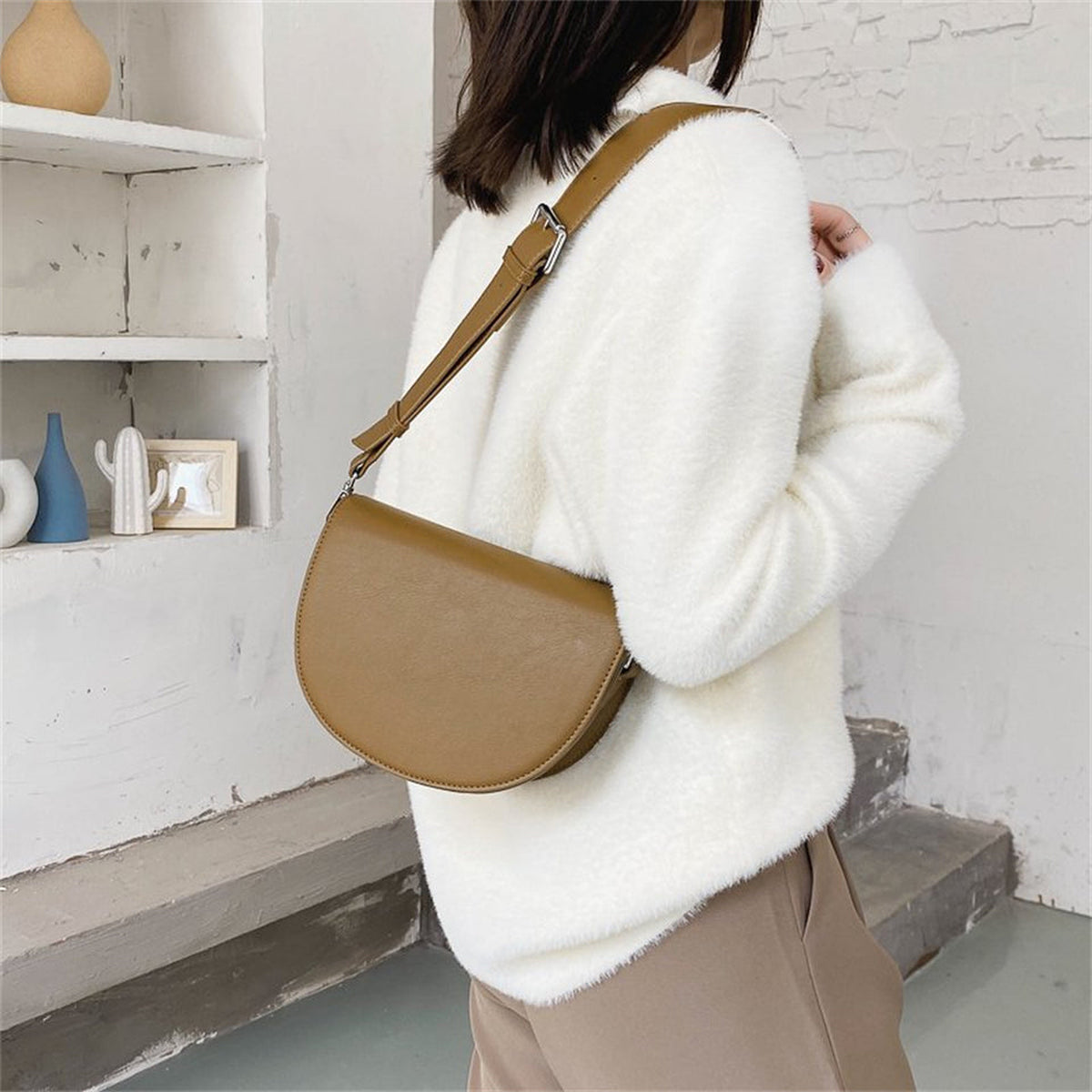 Virelle | Sac bandoulière demi-lune