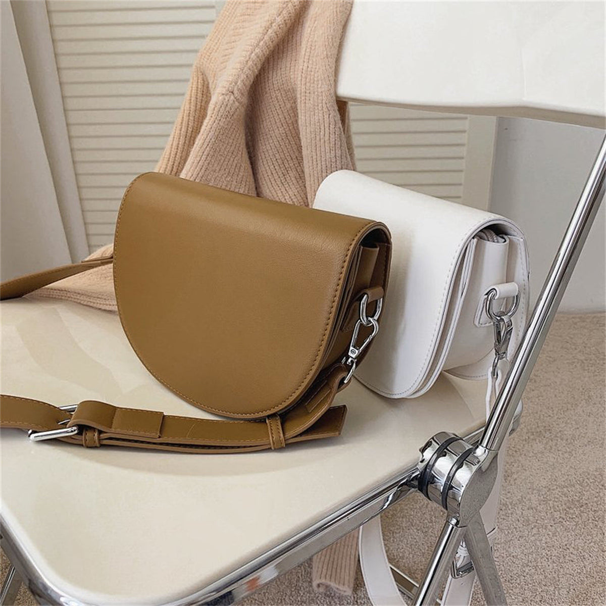 Virelle | Sac bandoulière demi-lune