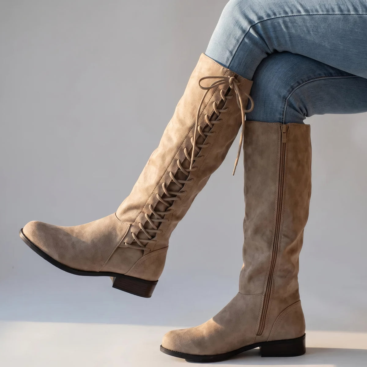 Bottes cavalières à lacets et zip