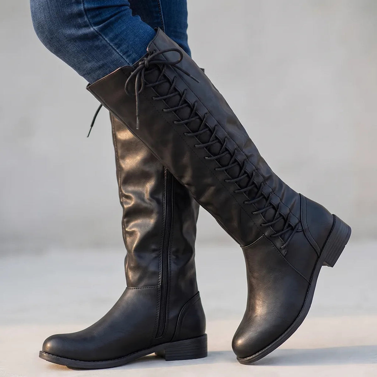 Bottes cavalières à lacets et zip