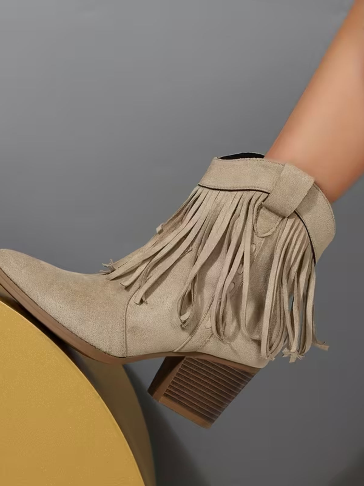 Bottines à franges et talon bloc