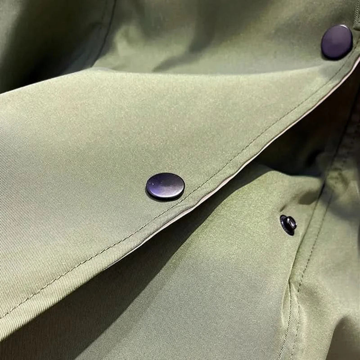 Louna | Veste à capuche et taille ajustable