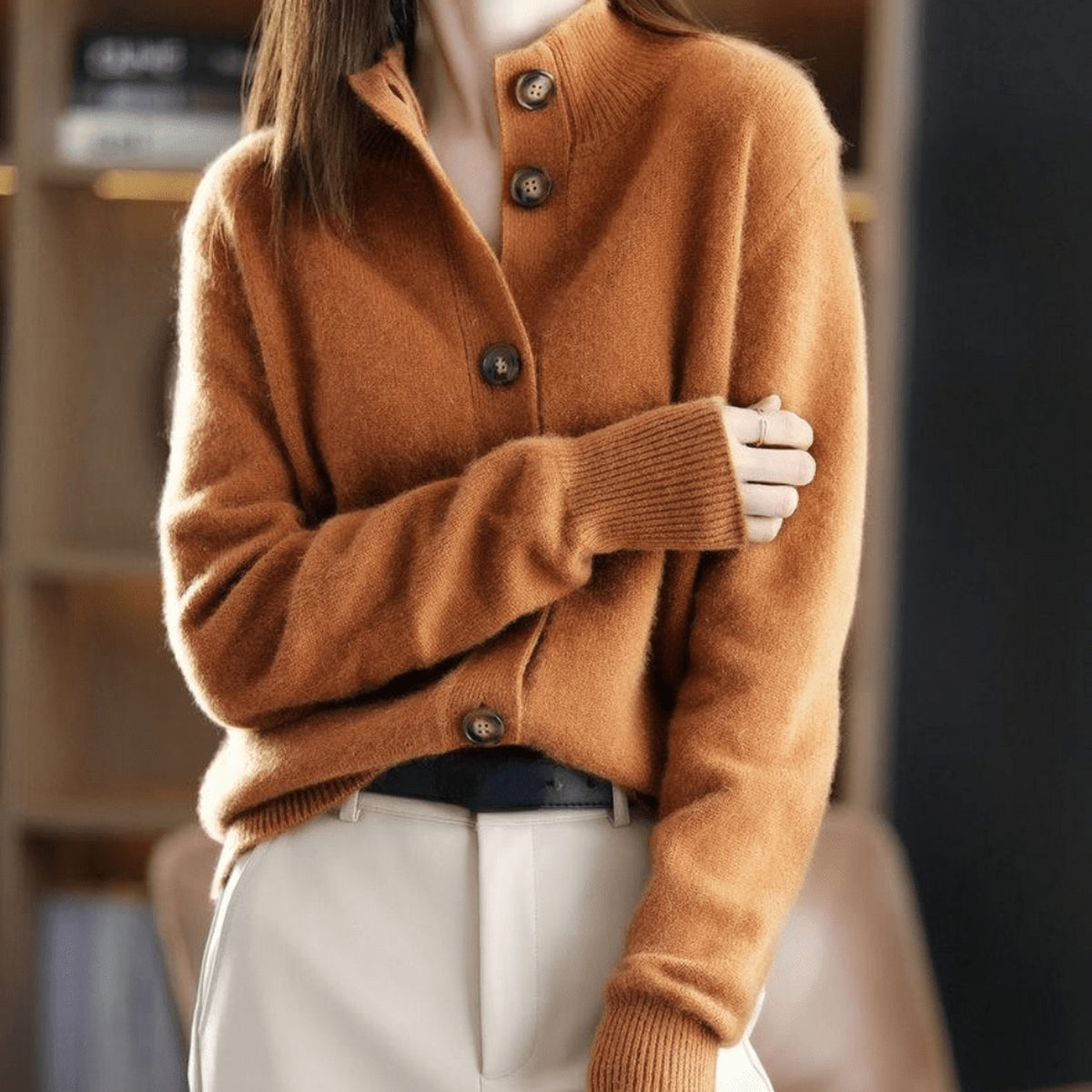 Cardigan à col montant boutonné
