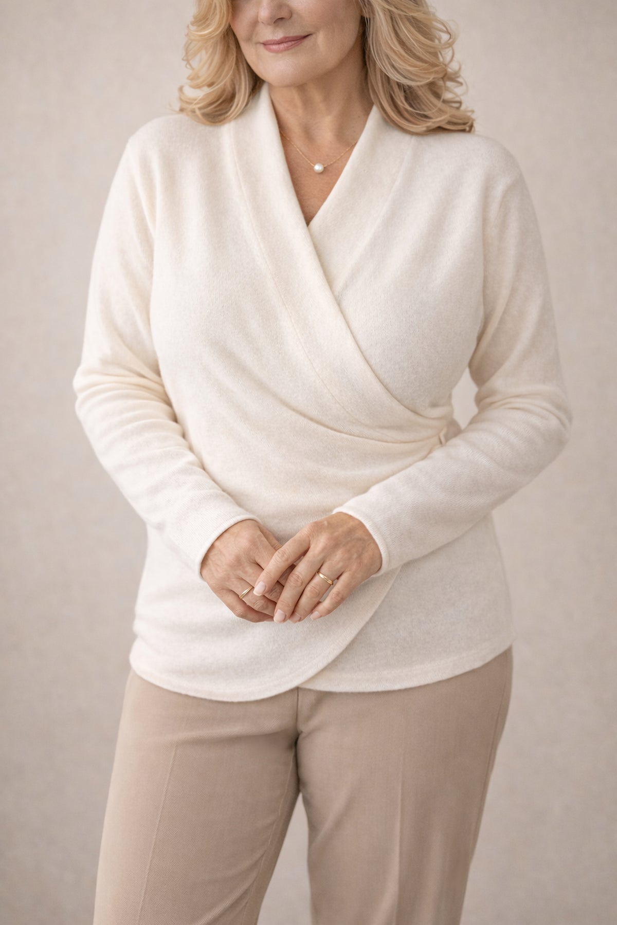 Pull à encolure croisée