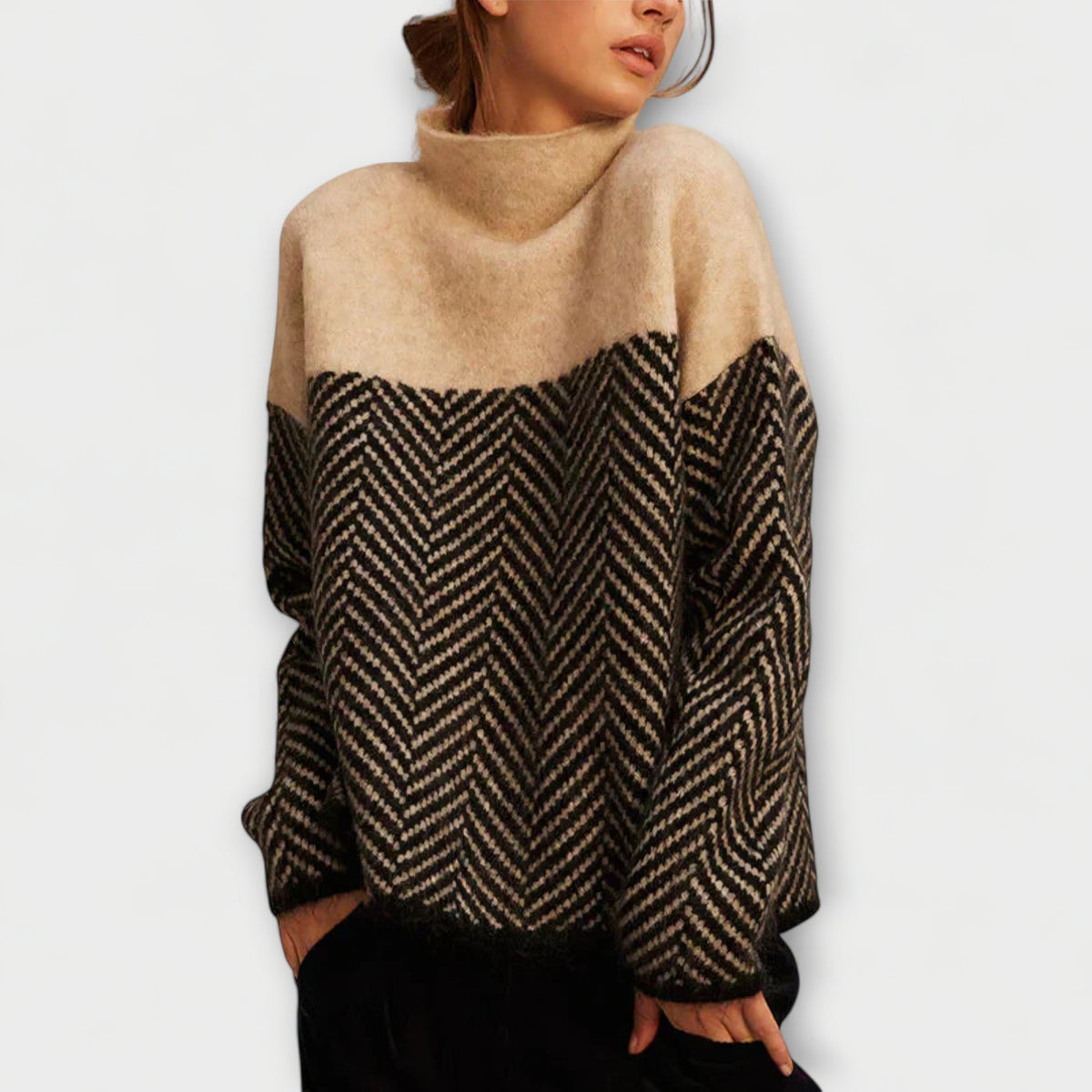 Agathe | Pull brun à col roulé et chevrons