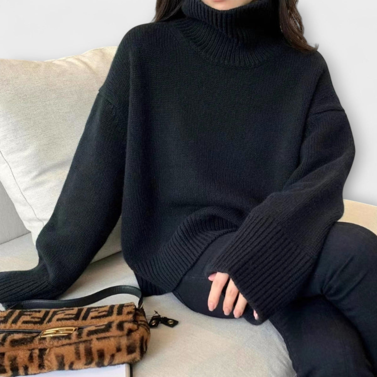 Mera | Pull beige à col roulé