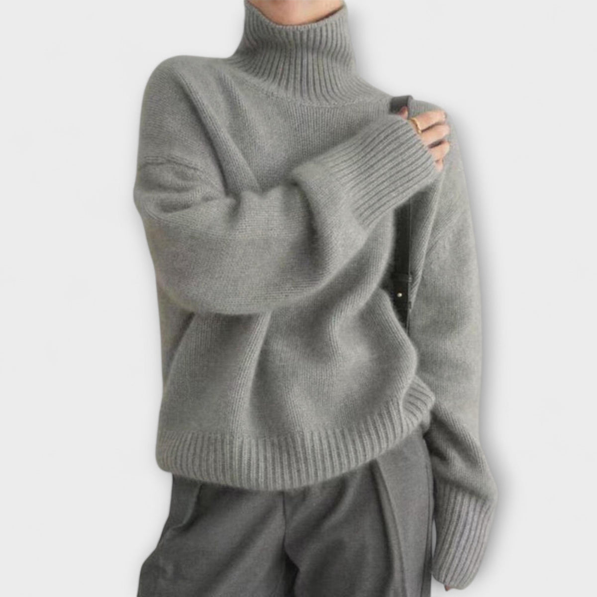 Mera | Pull beige à col roulé