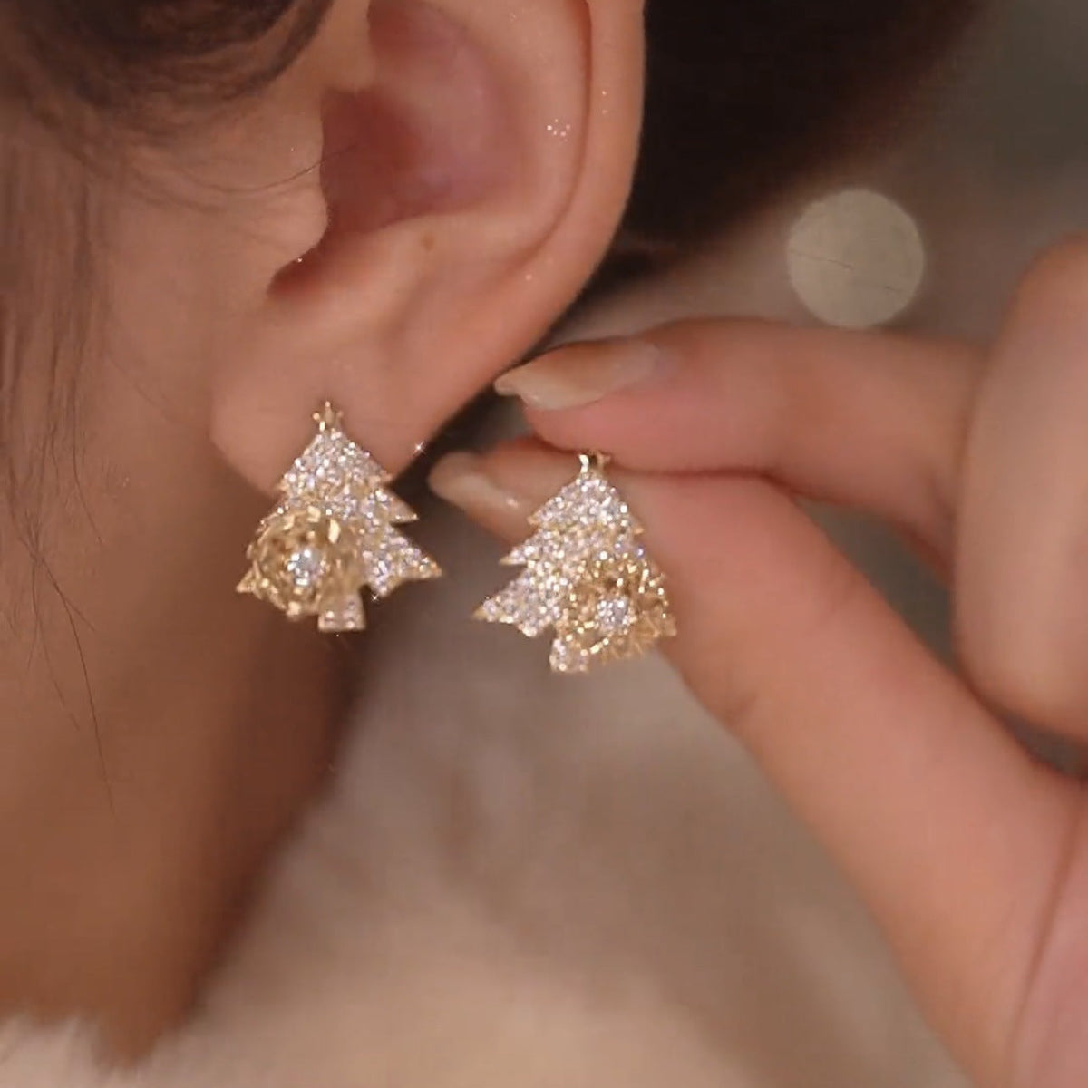 Boucles d’oreilles sapin à flocon pivotant — Amielle Paris