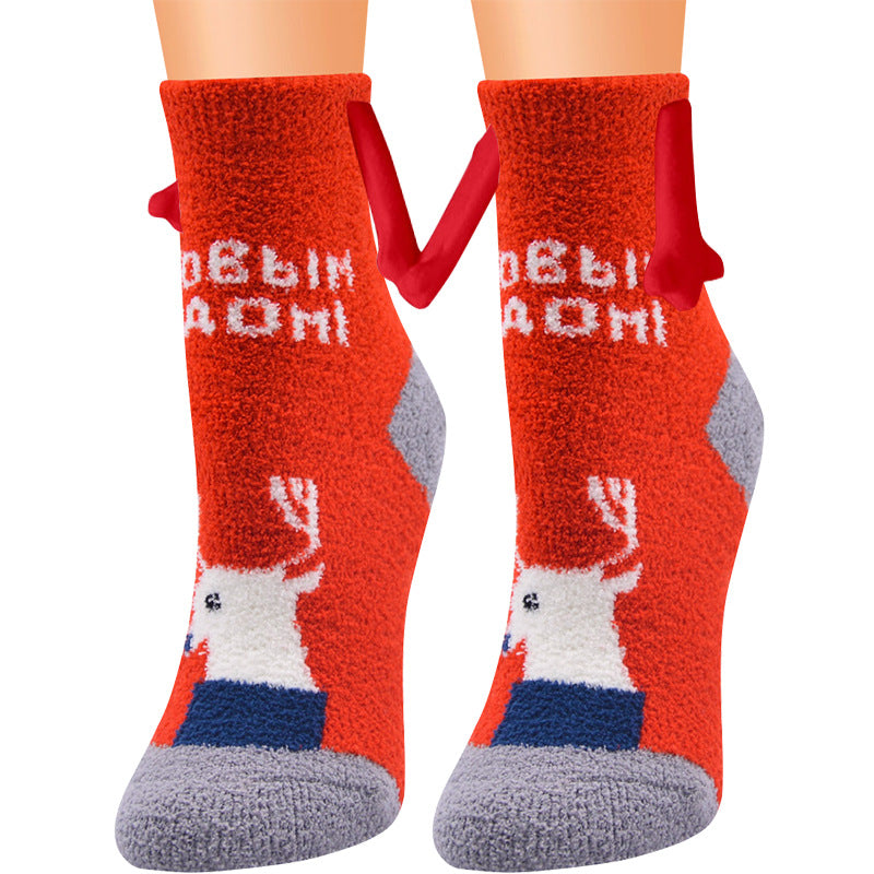 Chaussettes duveteuses de Noël à détails aimantés — Amielle Paris
