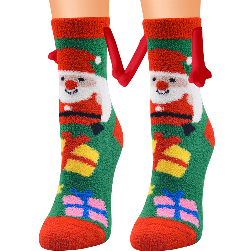 Chaussettes duveteuses de Noël à détails aimantés — Amielle Paris