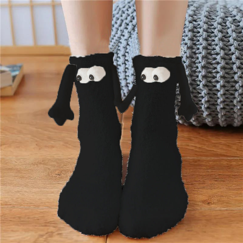 Chaussettes duveteuses de Noël à détails aimantés — Amielle Paris