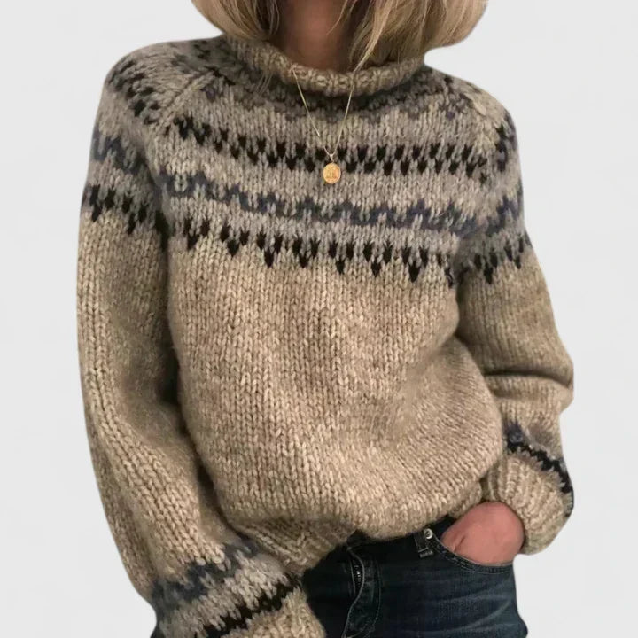 Pull en grosse maille nordique à col montant — Amielle Paris