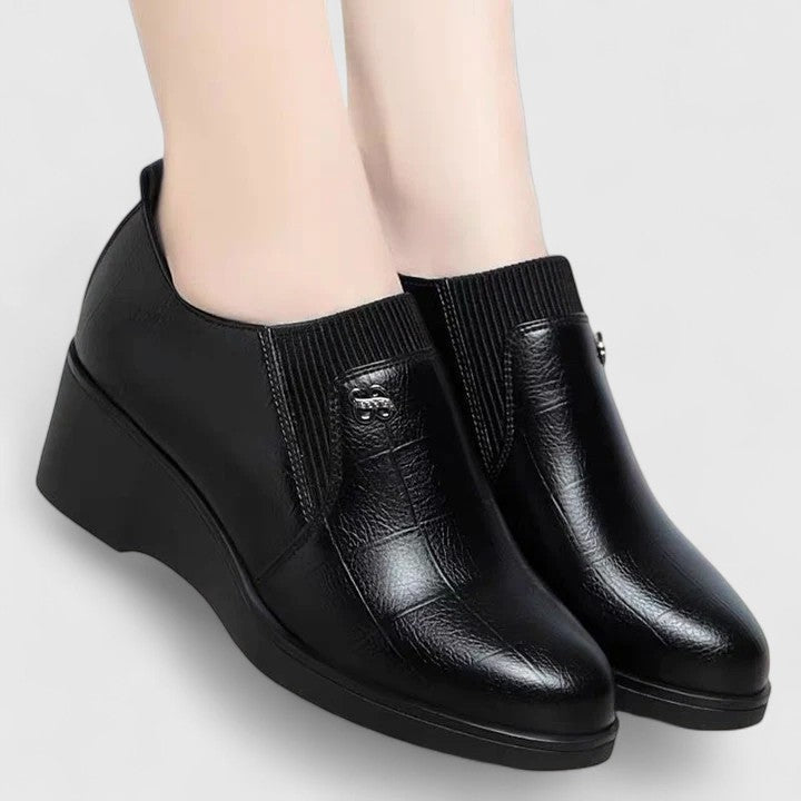 Bottines Chelsea à talon compensé — Amielle Paris