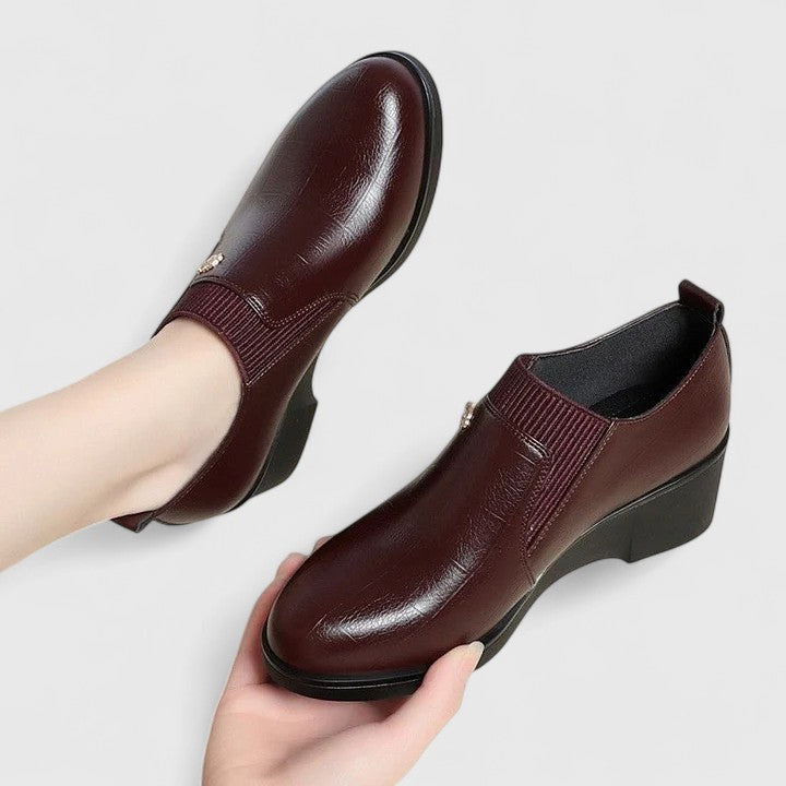 Bottines Chelsea à talon compensé — Amielle Paris