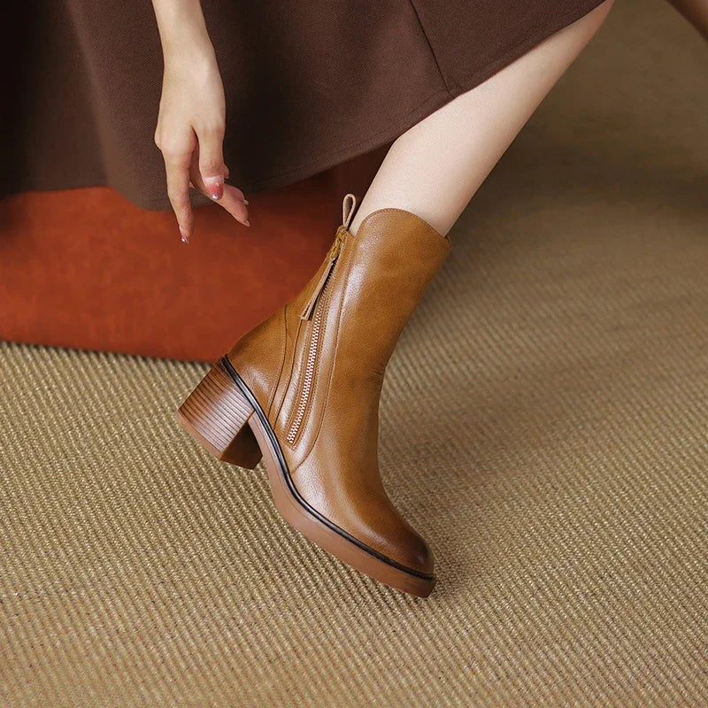 Bottines zippées à talon carré — Amielle Paris