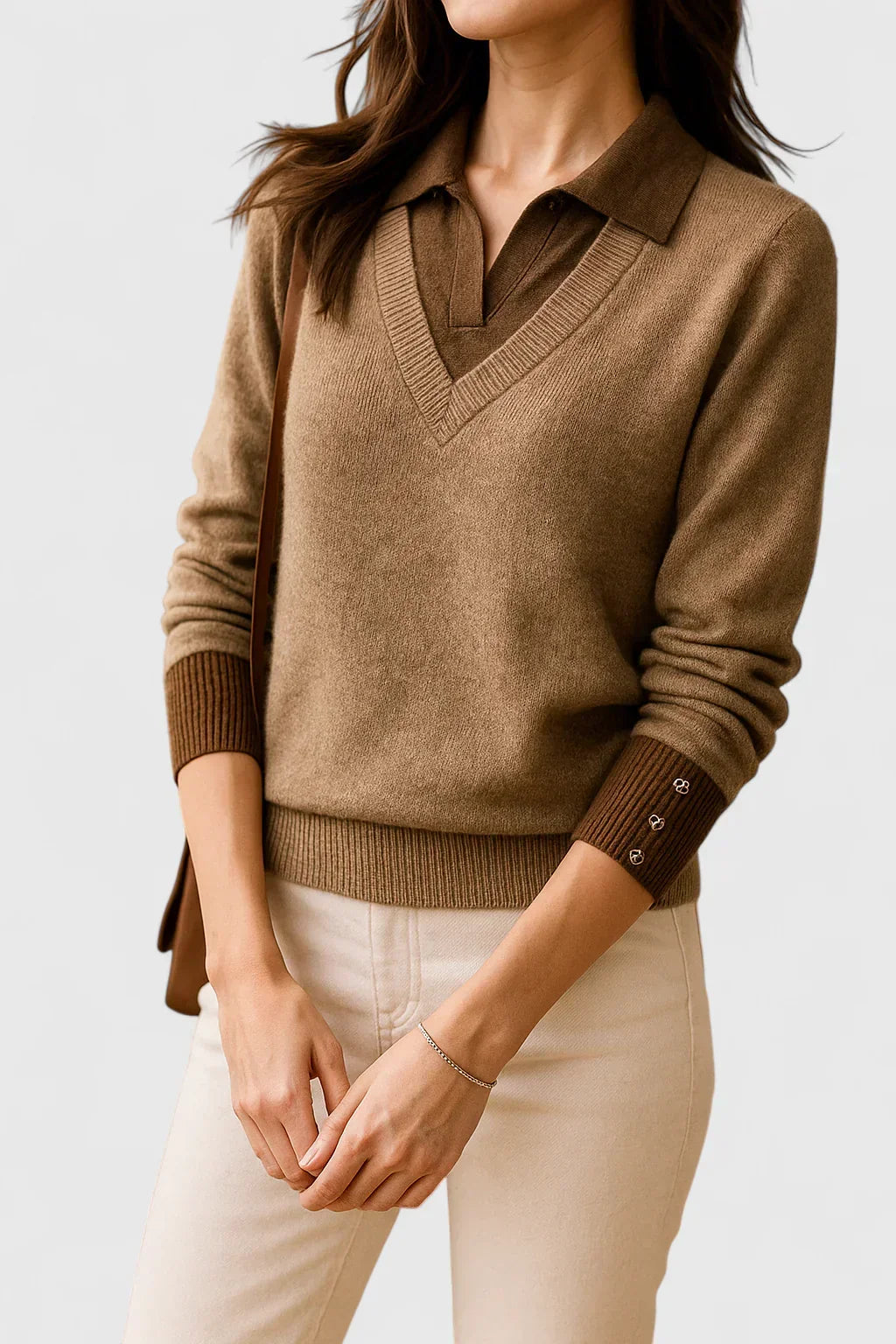 Pull à col polo et finitions contrastées — Amielle Paris