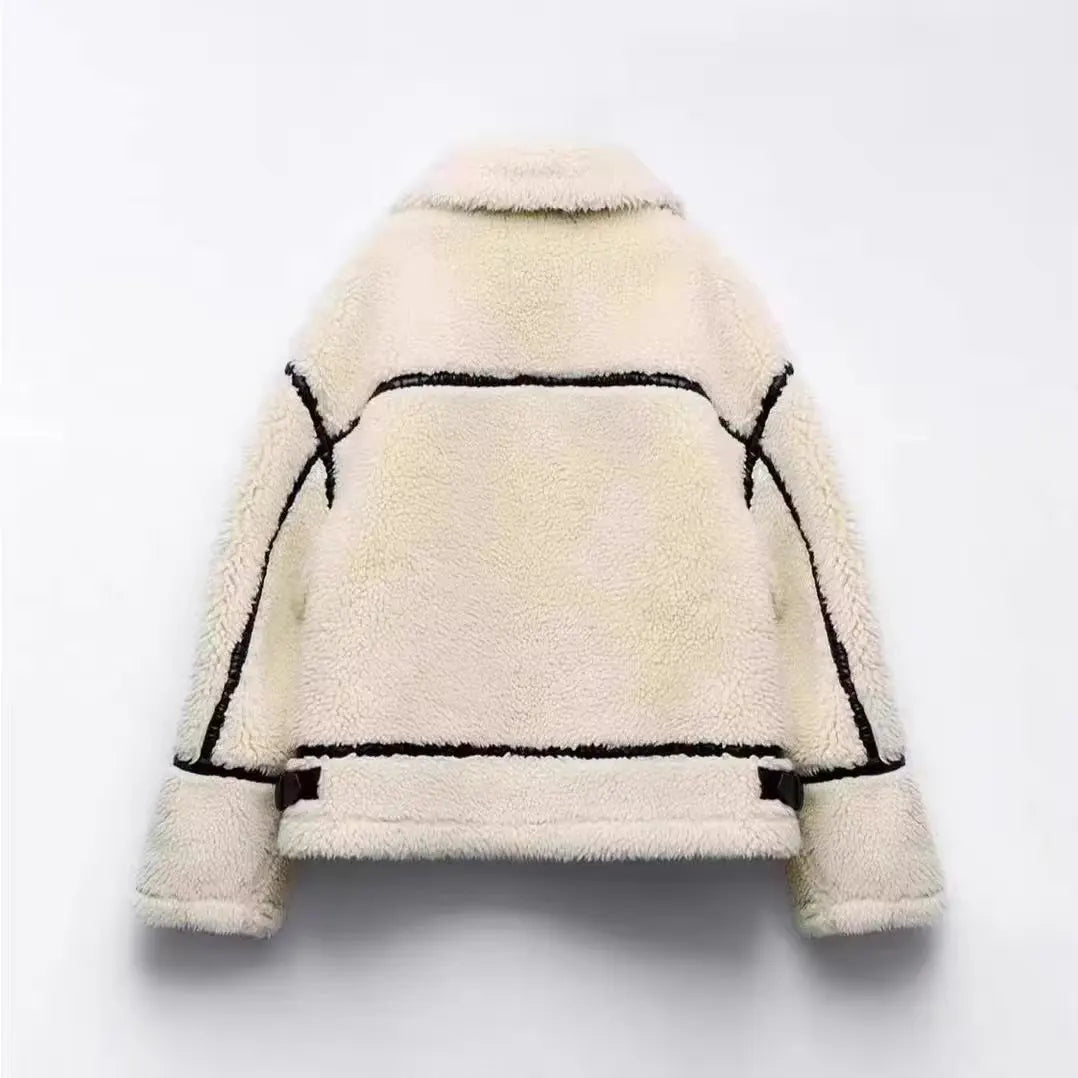 Veste ample effet peluche à bordures contrastées — Amielle Paris