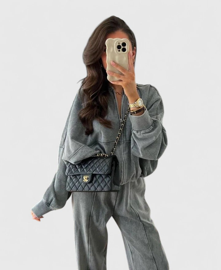 Isla | Ensemble pull et pantalon en maille côtelée — Amielle Paris