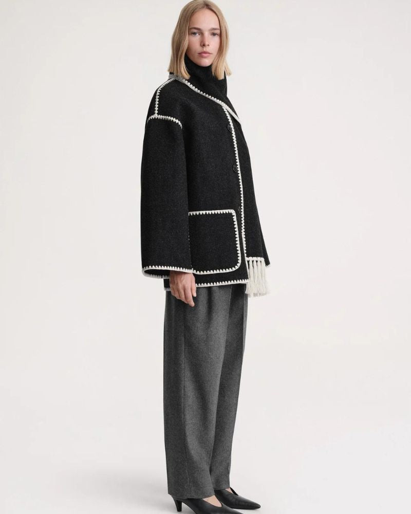 Freya | Veste cape en laine à franges — Amielle Paris