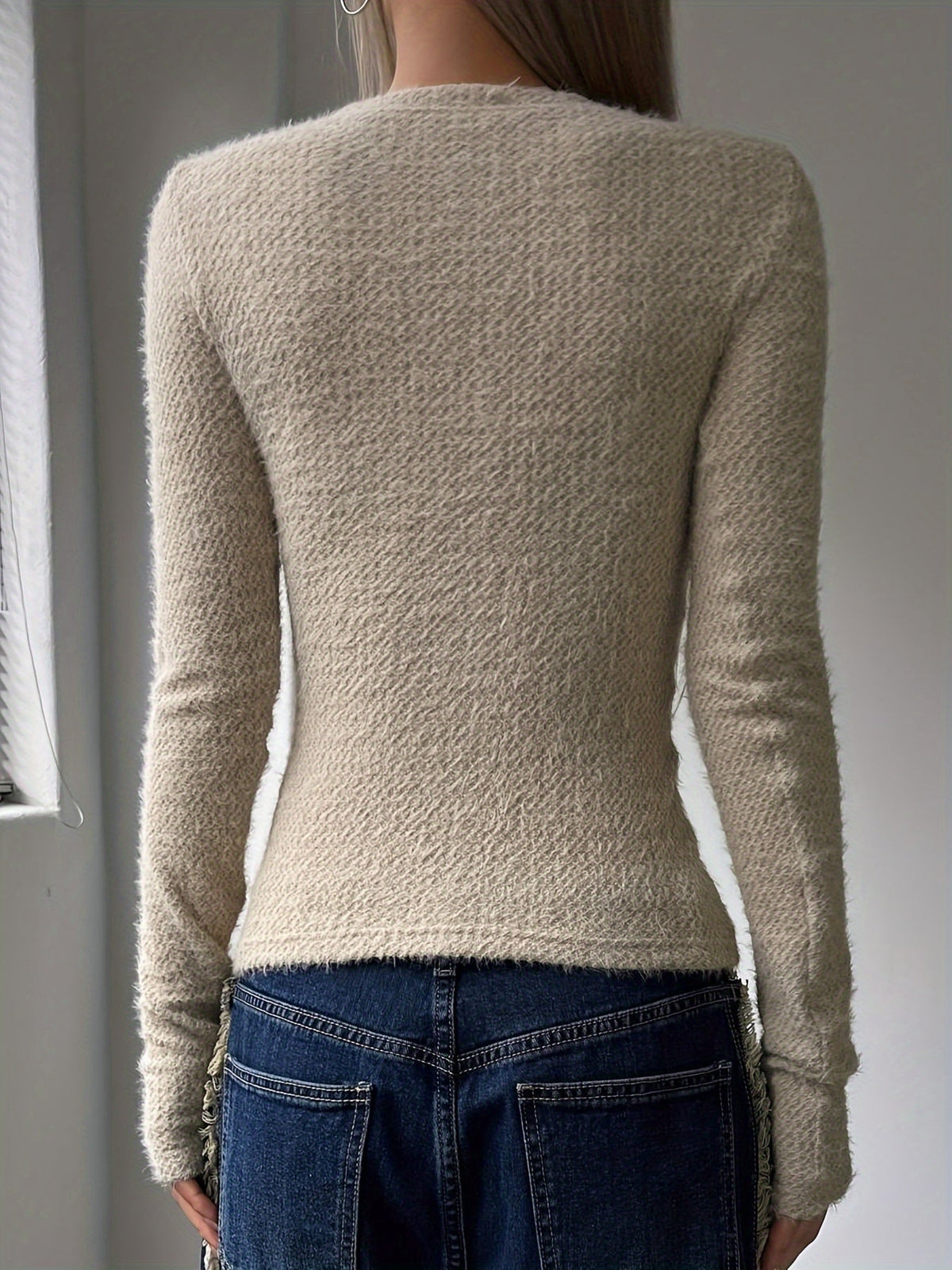 Pull duveteux à col rond Camille — Amielle Paris