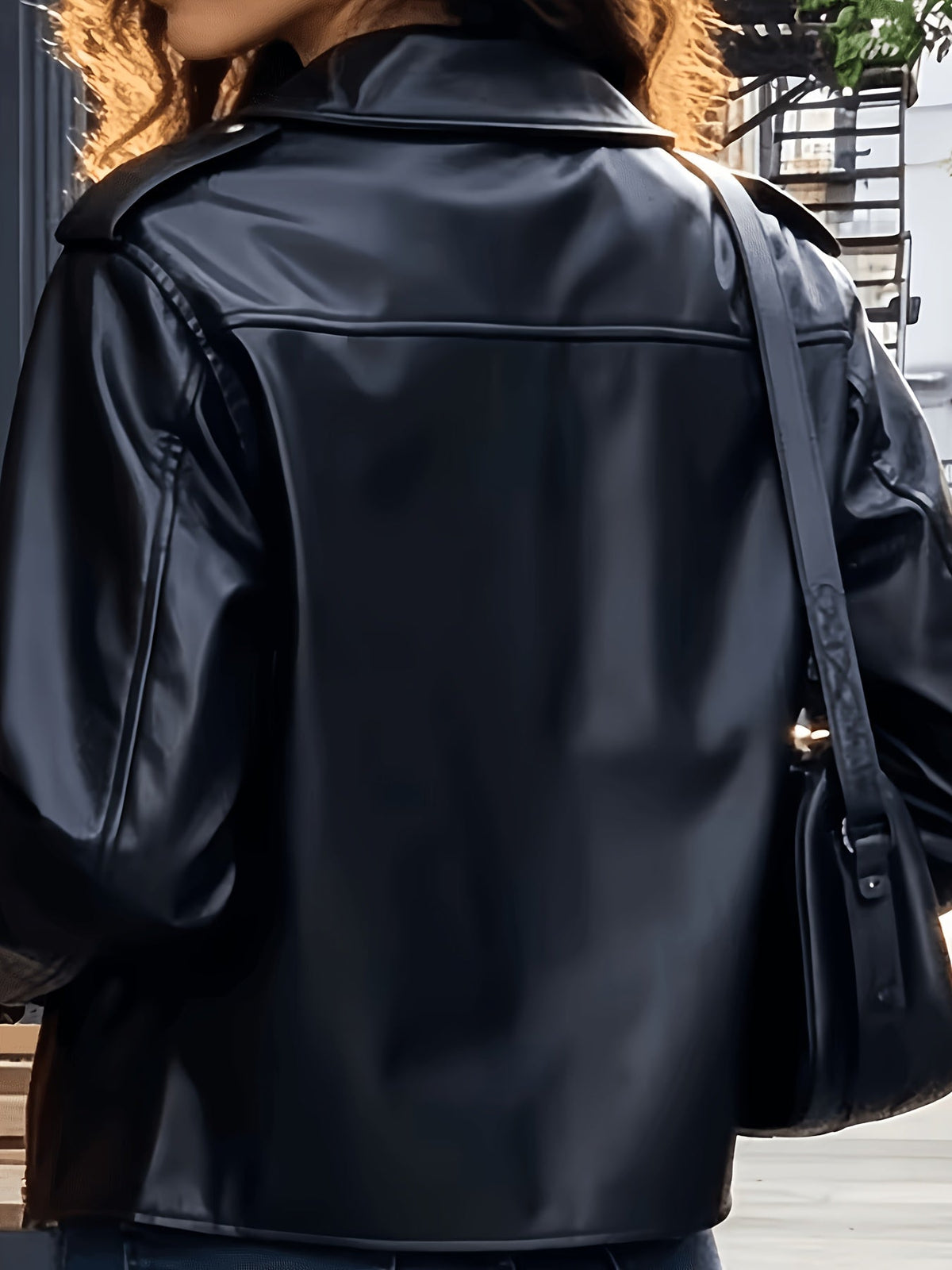 Veste de motard à zip asymétrique et détails côtelés — Amielle Paris