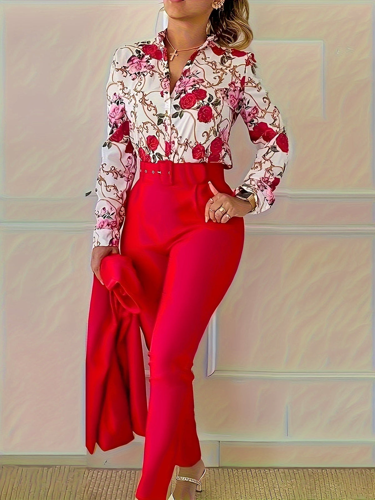 Ensemble blouse fleurie et pantalon habillé — Amielle Paris