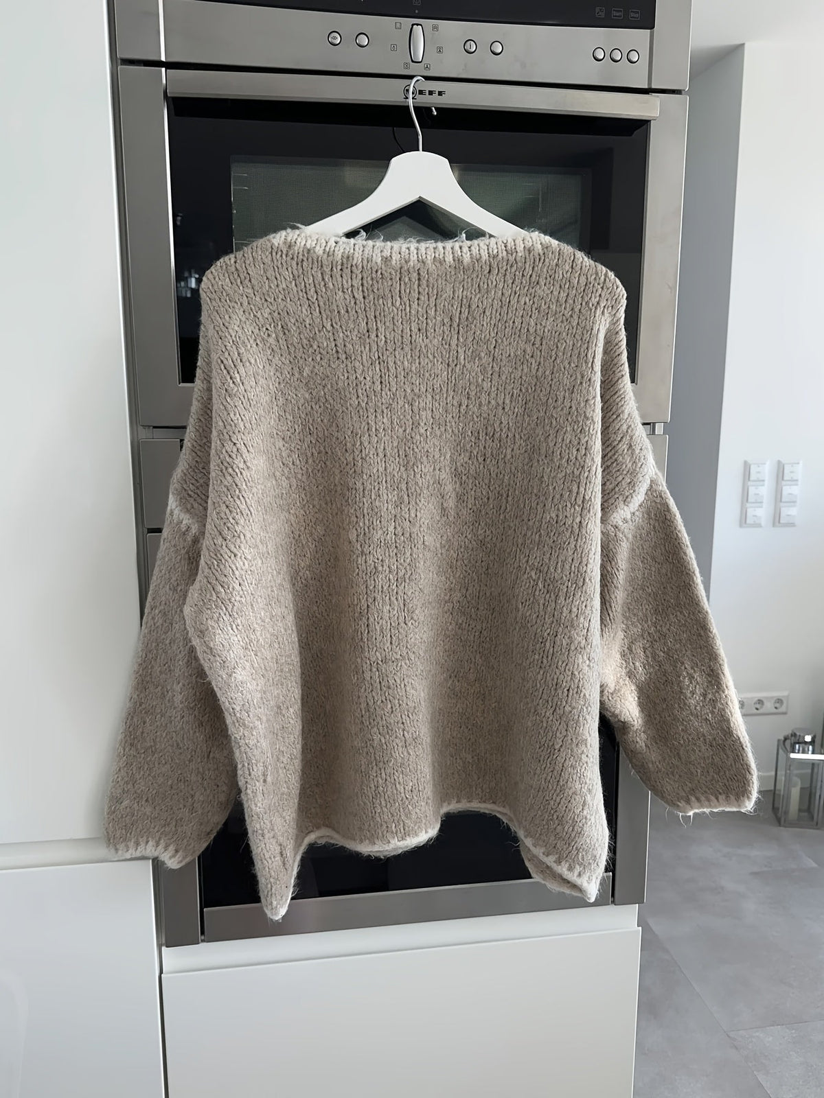 Colette | Pull en grosse maille à col bateau — Amielle Paris