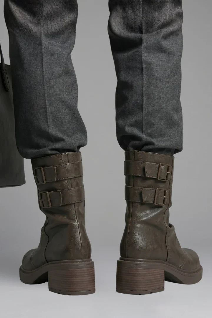 Bottines à revers et doubles boucles — Amielle Paris