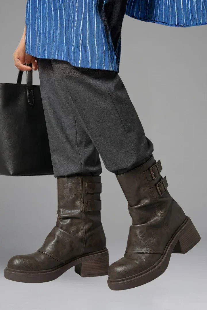Bottines à revers et doubles boucles — Amielle Paris