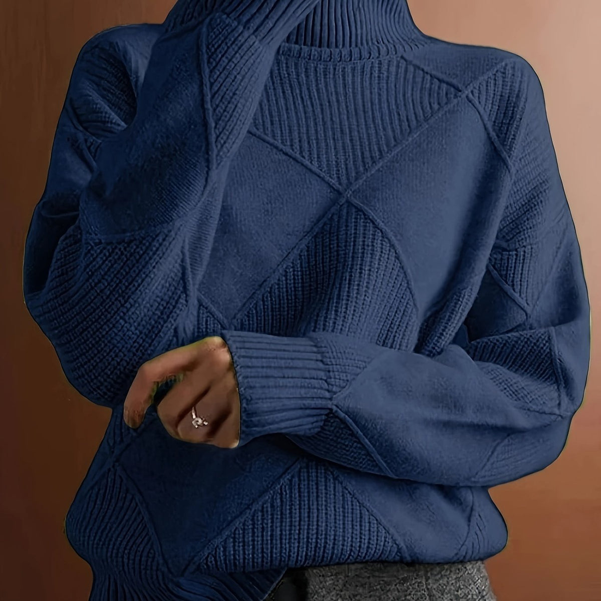 Pull à col roulé et maille à losanges — Amielle Paris